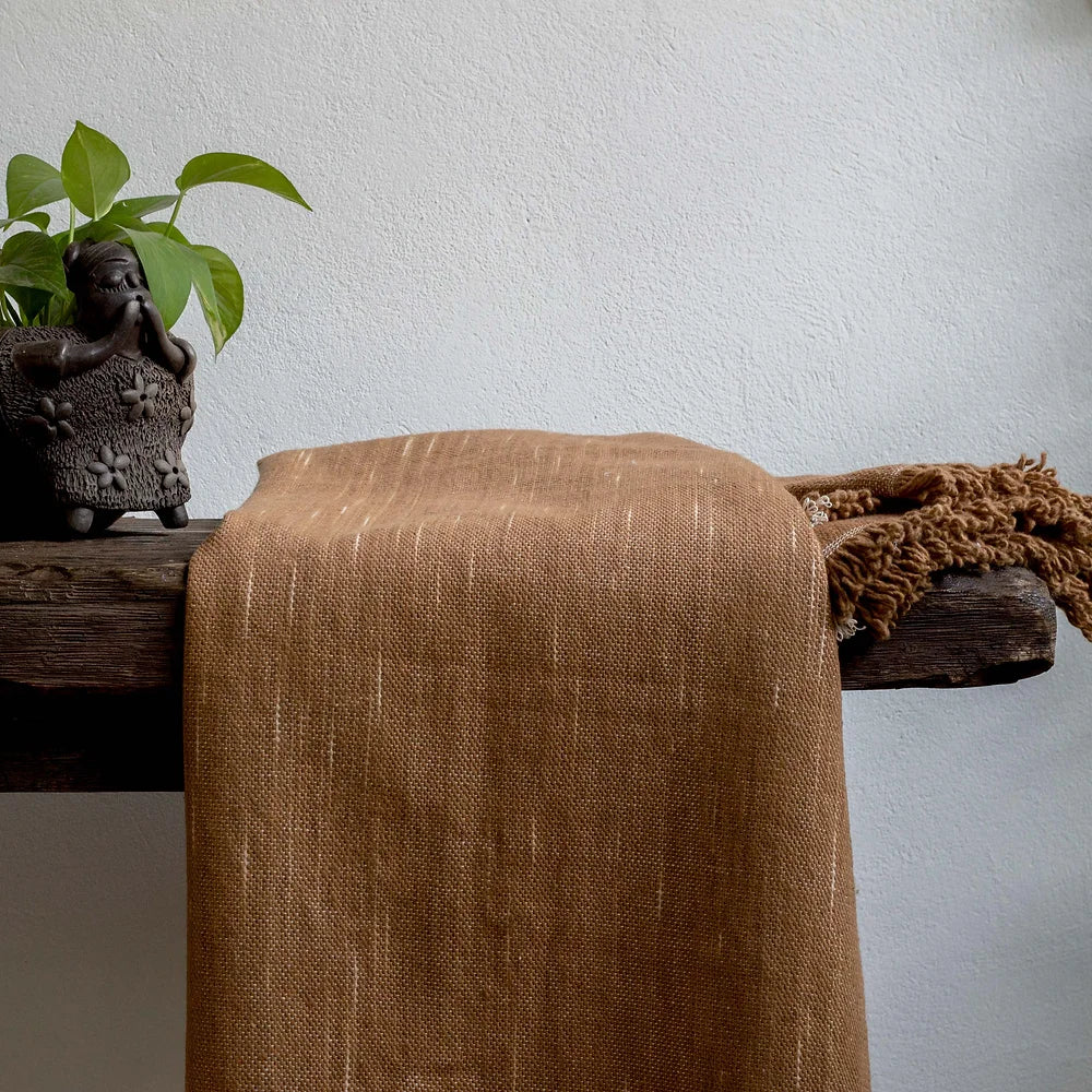 Poyvi Throw | Caramel Solid