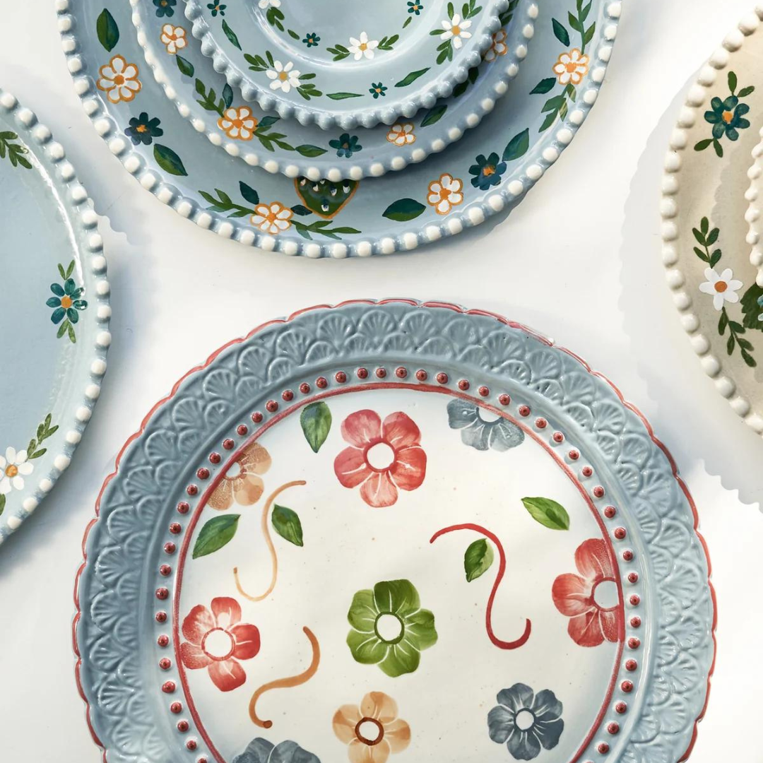 Load image into Gallery viewer, Handpainted Flower Center Plate
