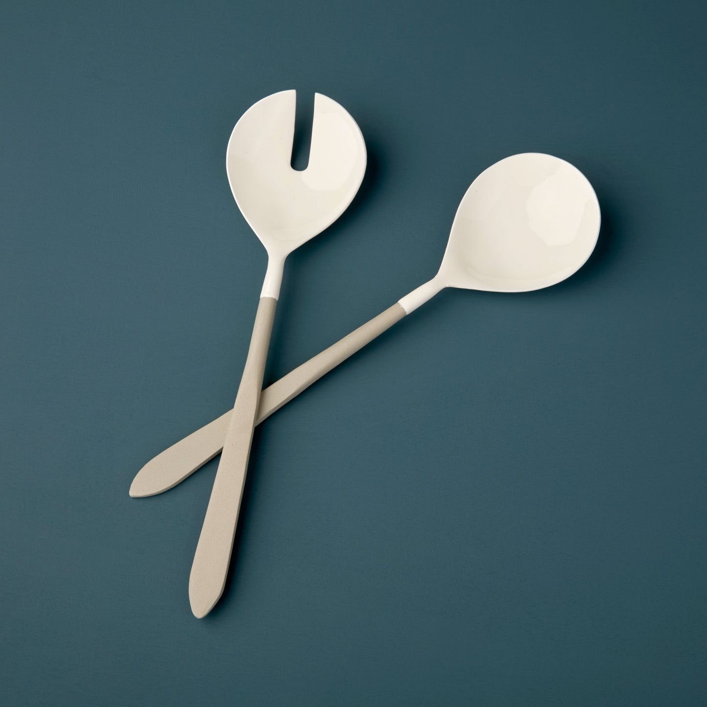 Easton Serving Set, Dove