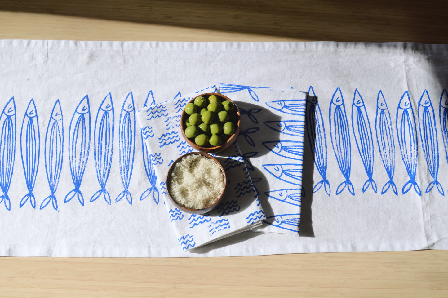 White Mini Waves Dinner Napkins