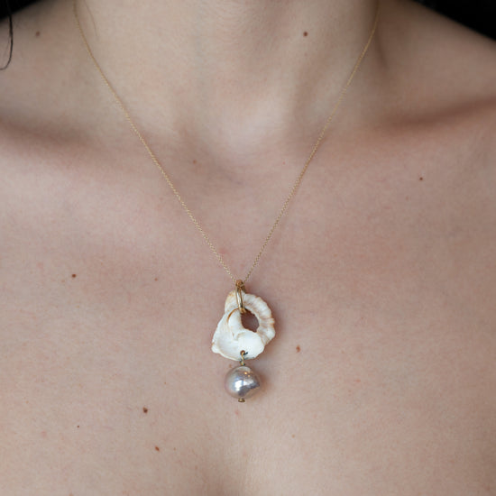 Shell, Pearl and link 14K Gold Necklace