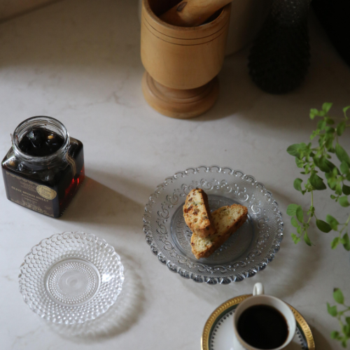 Dentelle Petit Point Glass Plate | Blue