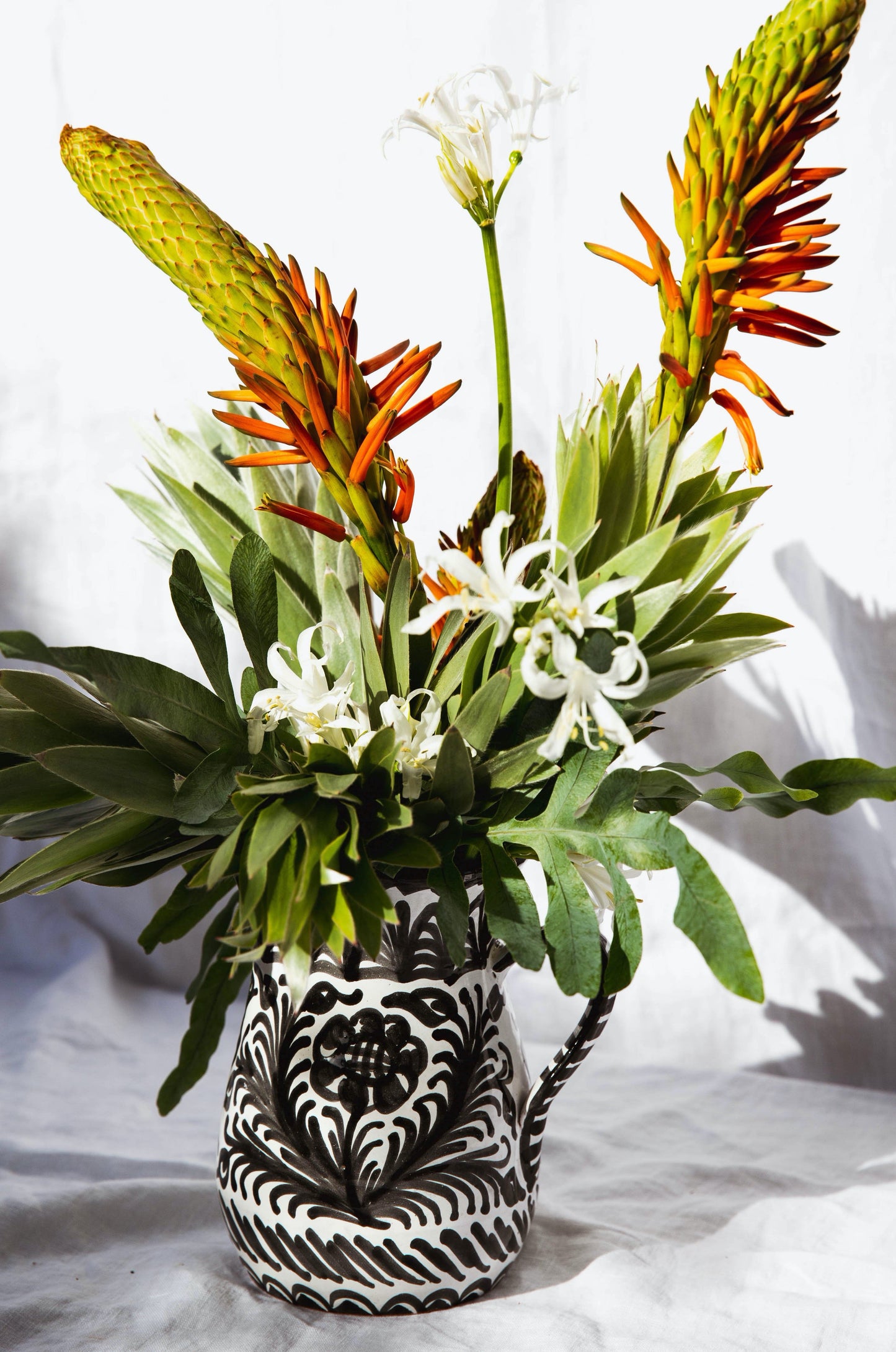 Medium Pitcher | Black & White