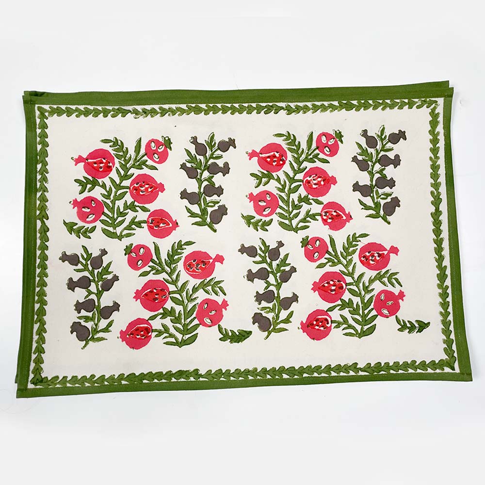 Load image into Gallery viewer, Pom Bells Fern &amp;amp; Poppy Placemat | Set of 4
