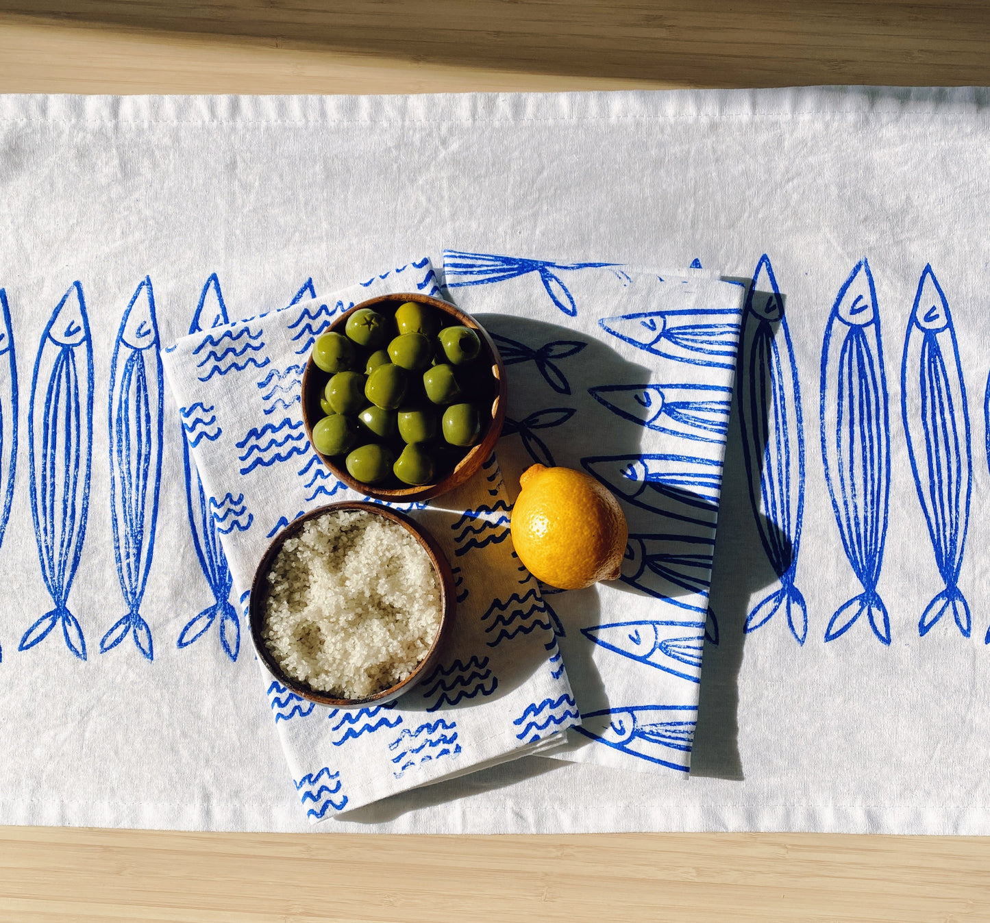 White Mini Waves Dinner Napkins