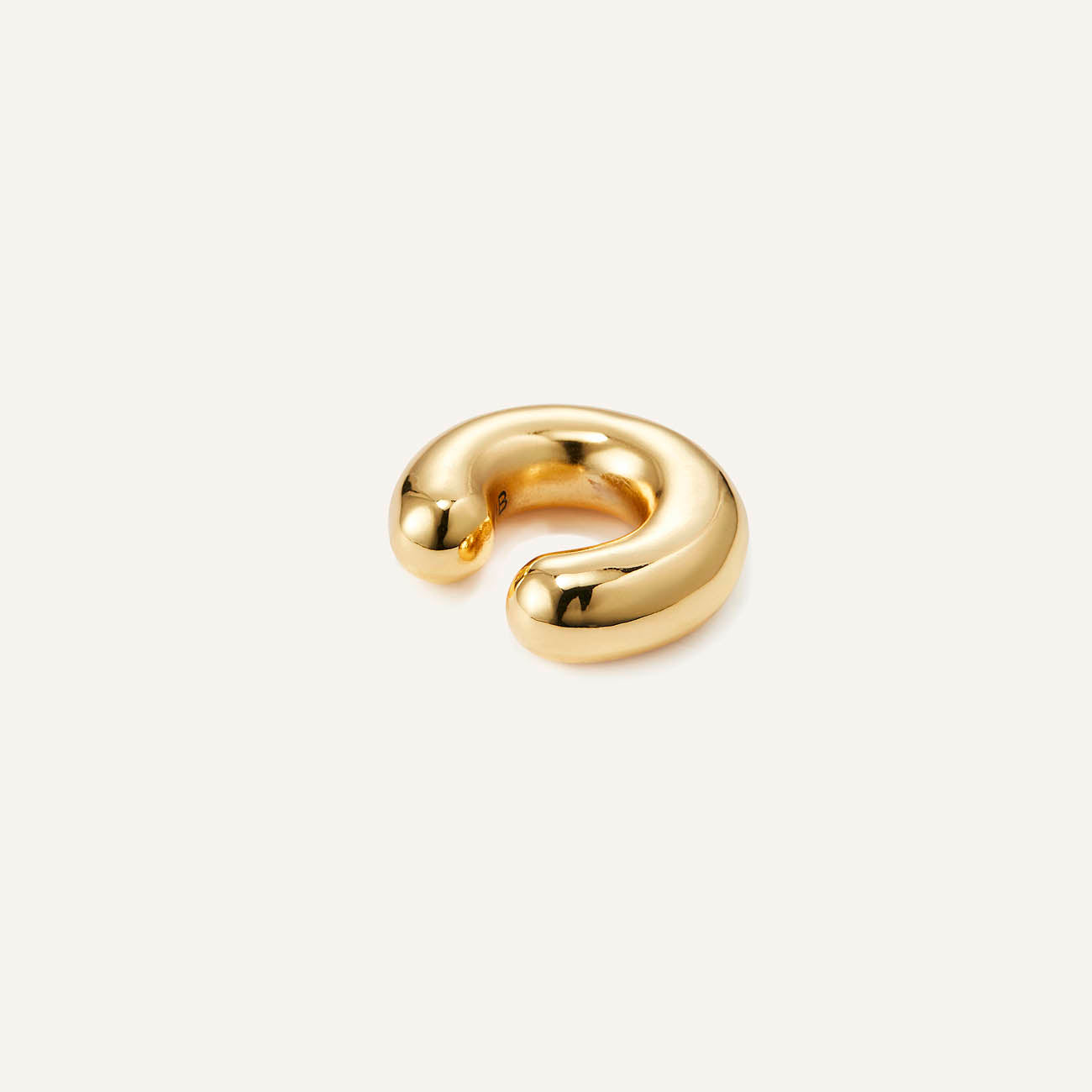 Load image into Gallery viewer, Tome Ear Cuff - Gold
