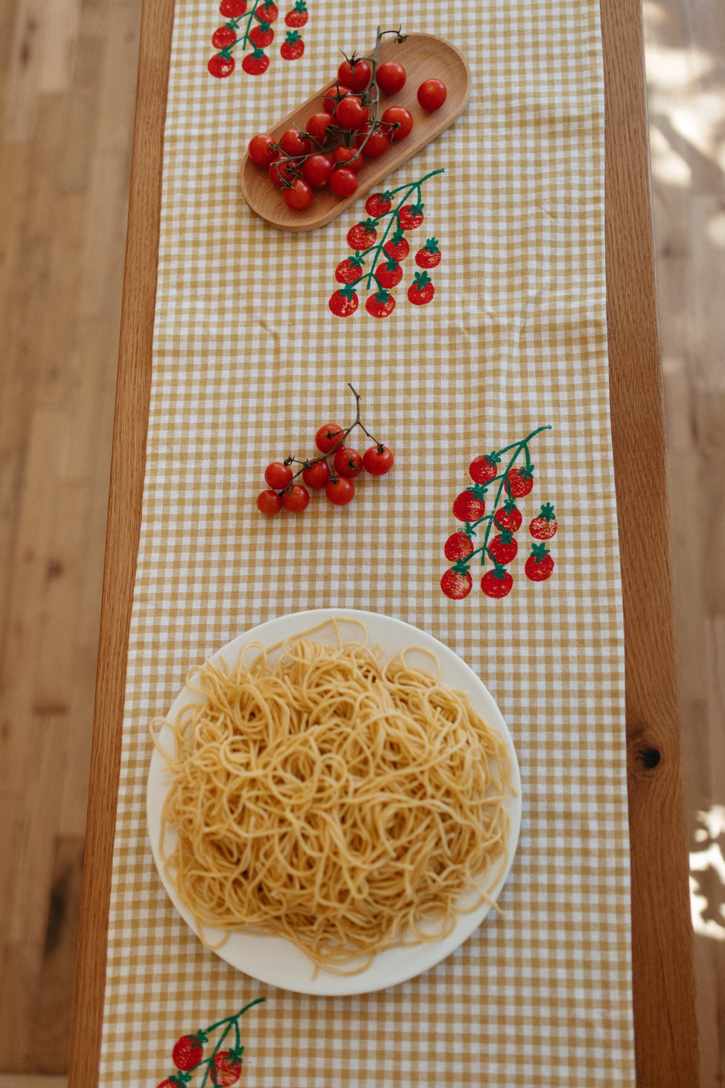 Tomatoes on Gingham Table Runner