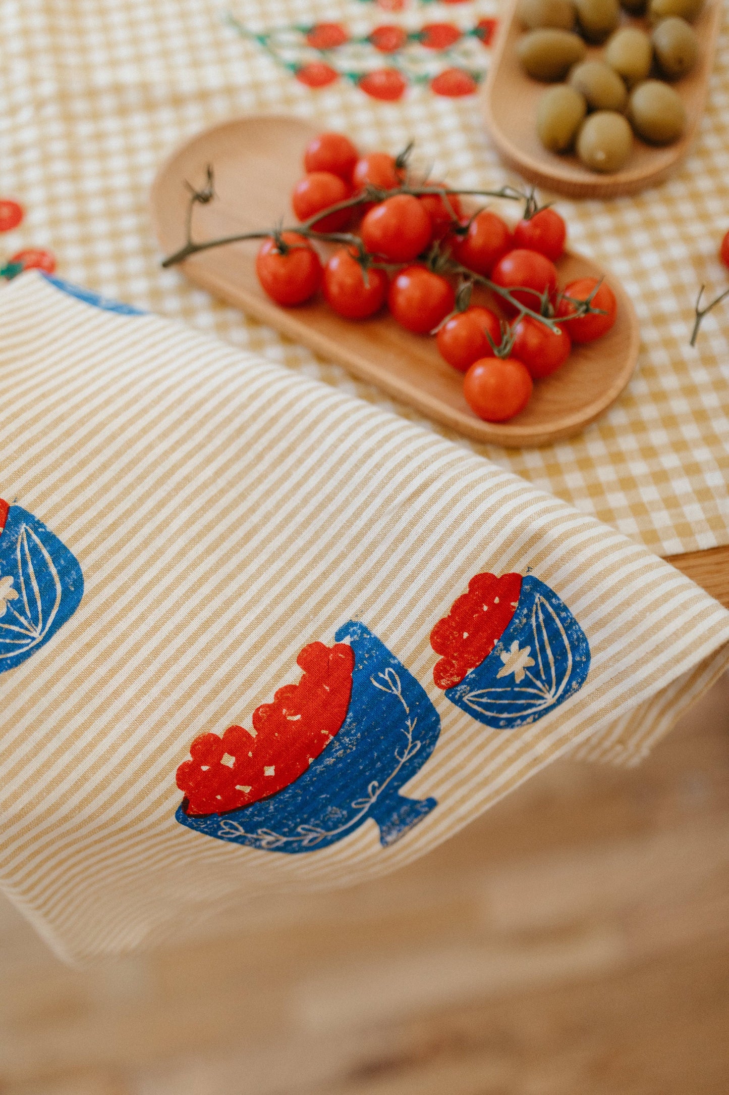 Berry Bowl on Stripe Dinner Napkins