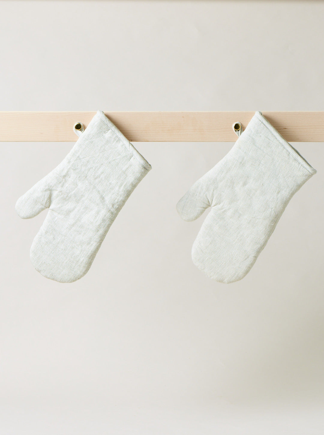 Washed Linen Oven Mitt