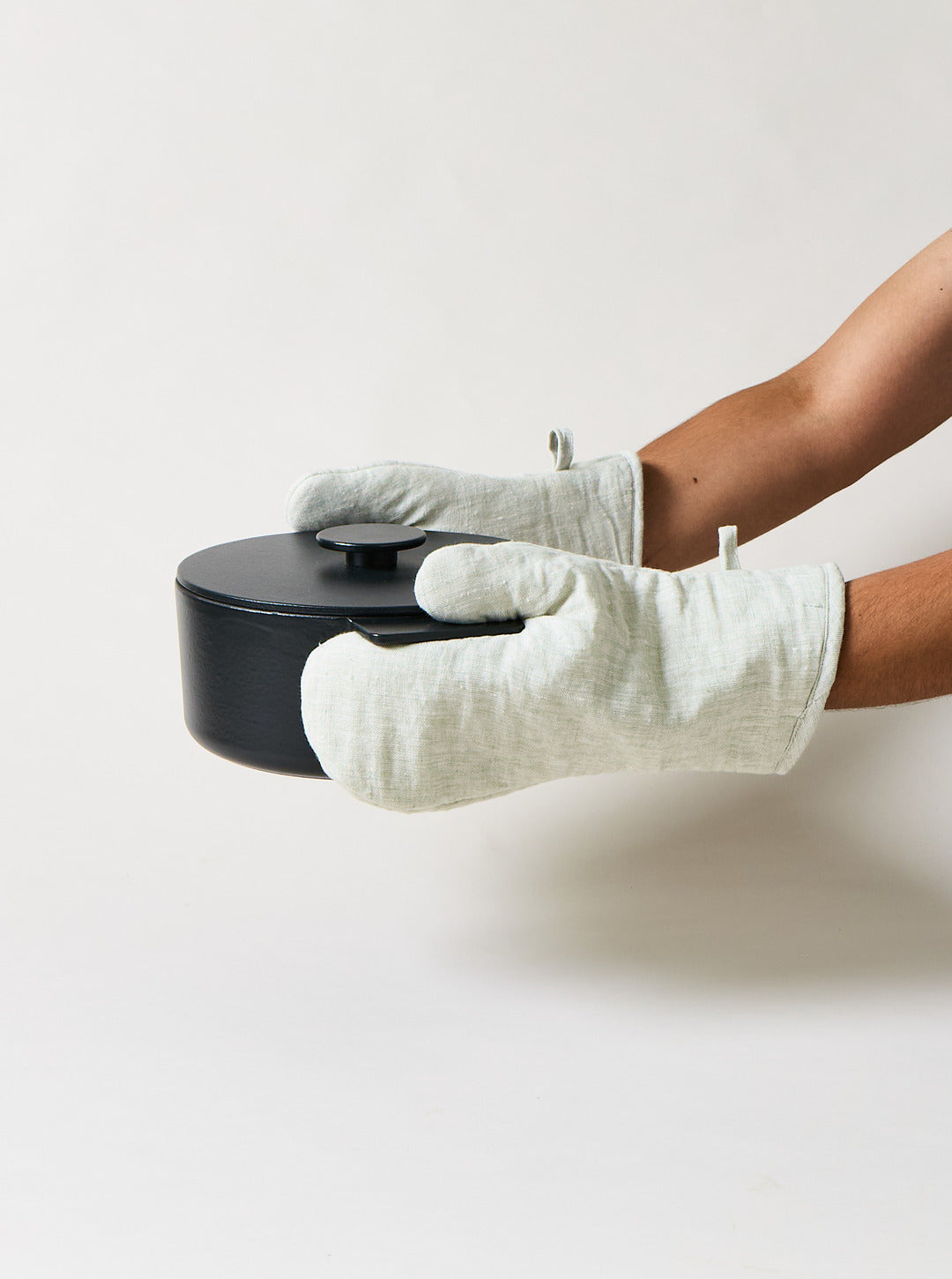 Washed Linen Oven Mitt