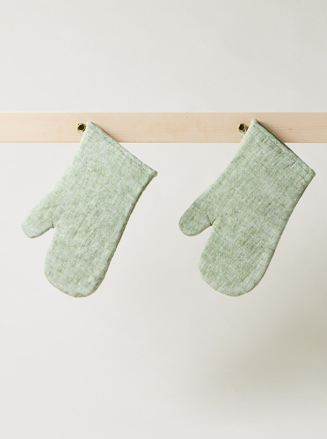 Washed Linen Oven Mitt
