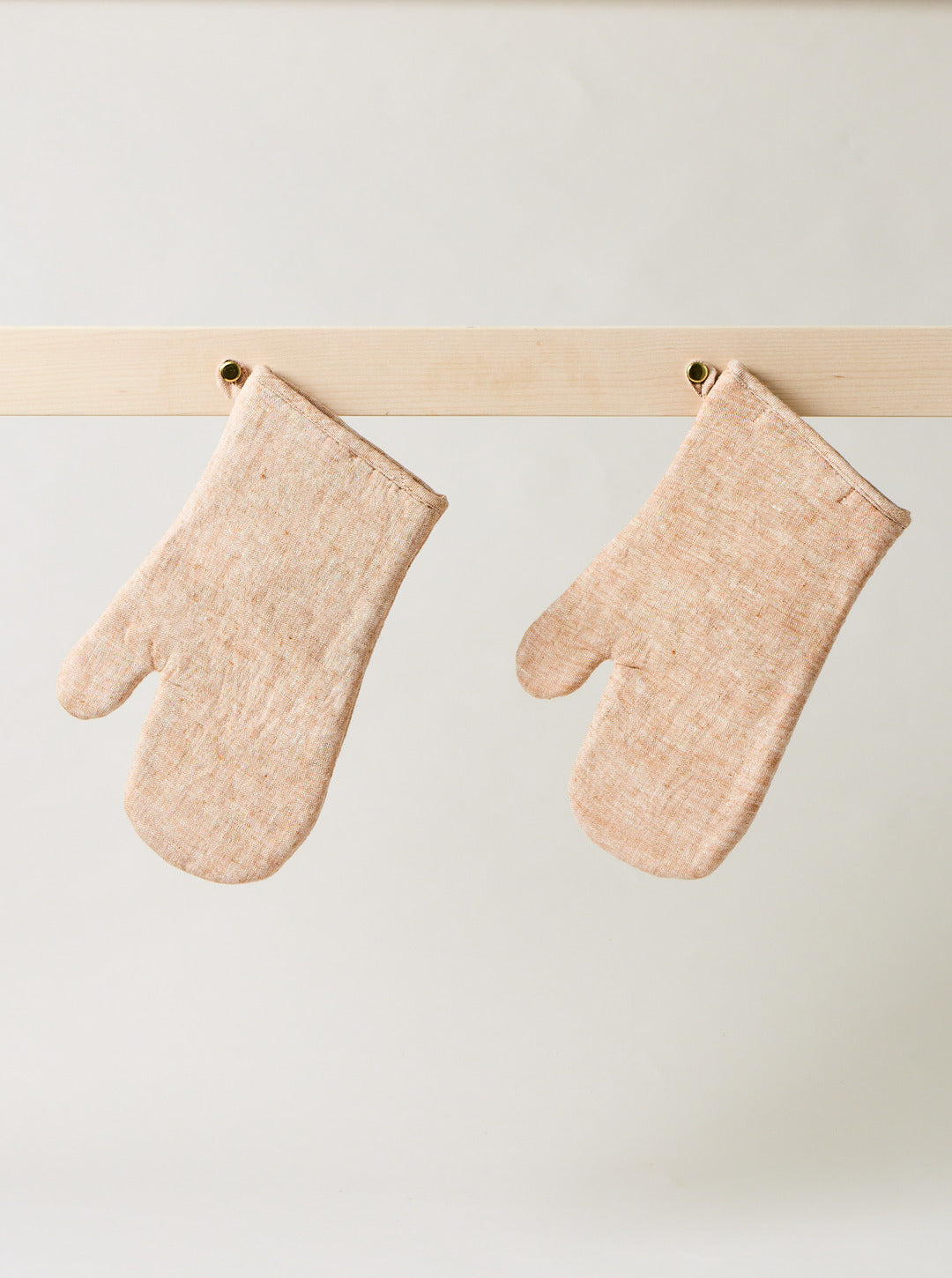 Washed Linen Oven Mitt