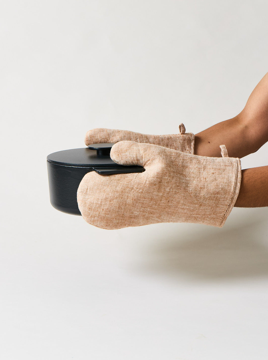 Washed Linen Oven Mitt