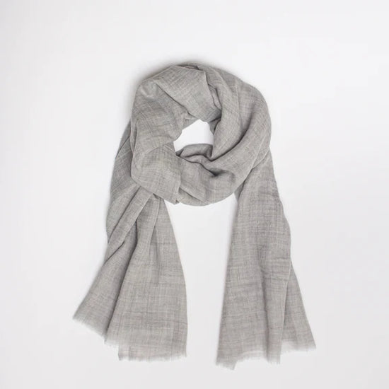 Jules Scarf - Gray Fonce