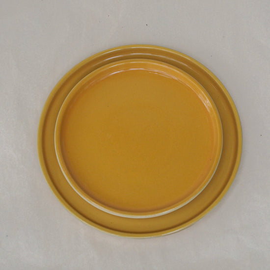 Load image into Gallery viewer, Amber Love Ceramic Dinner Plate

