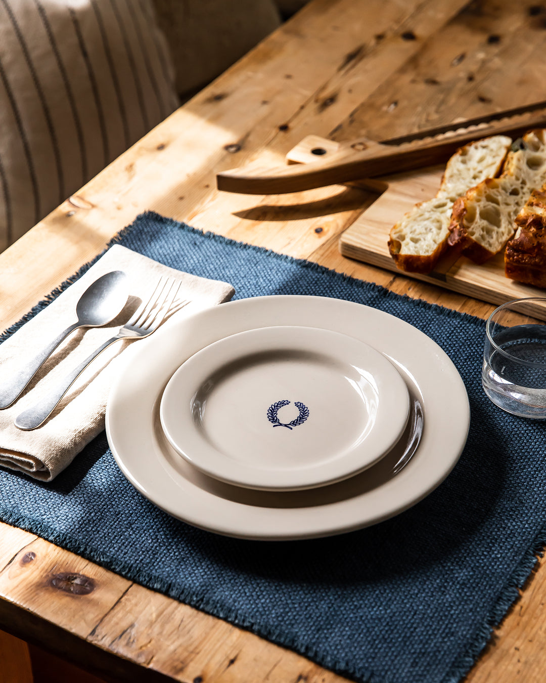 Laurel Plates